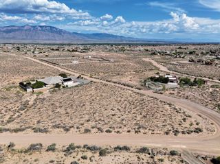 4401 16th Avenue NE, Rio Rancho, NM 87144