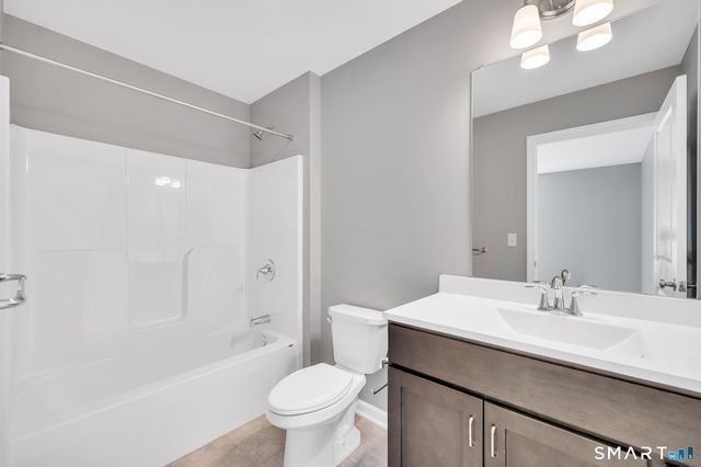 88 Woodhouse Avenue 3, Wallingford, CT 06492