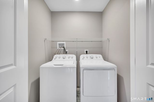 88 Woodhouse Avenue 3, Wallingford, CT 06492