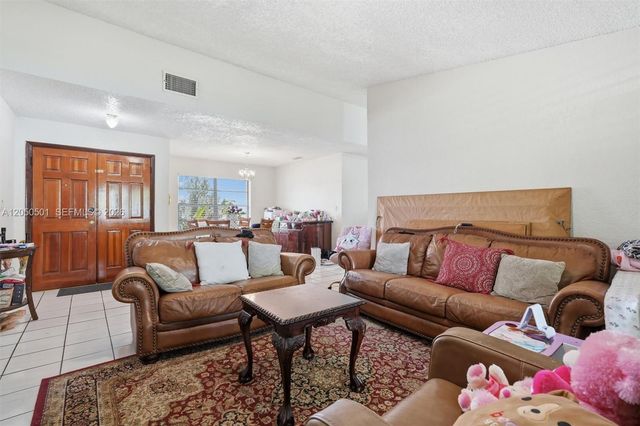 4531 SW 146th Ct, Miami, FL 33175