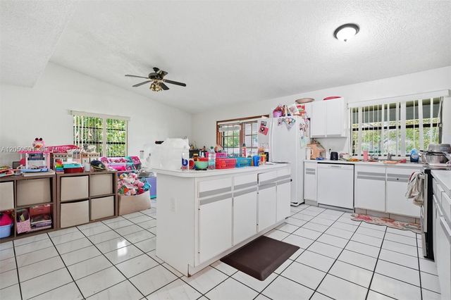 4531 SW 146th Ct, Miami, FL 33175