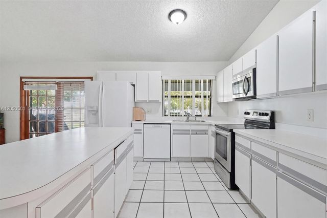 4531 SW 146th Ct, Miami, FL 33175