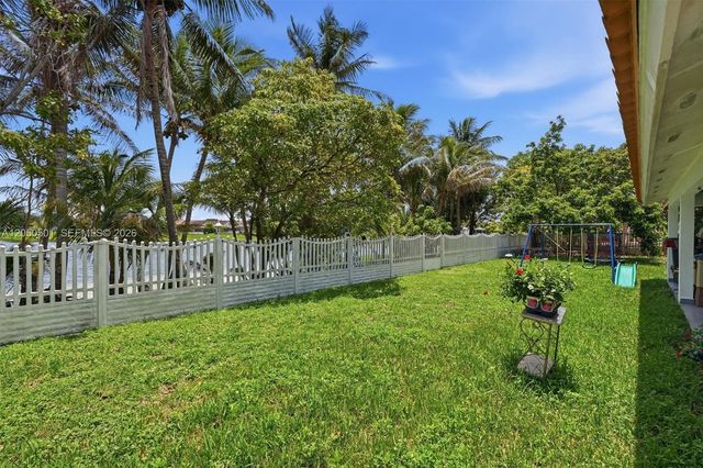 4531 SW 146th Ct, Miami, FL 33175