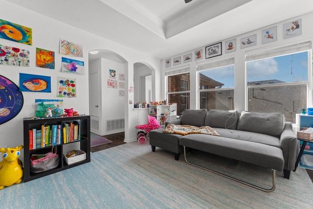 1047 Giberson WAY, Buda, TX 78610