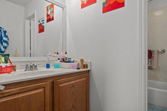 1047 Giberson WAY, Buda, TX 78610