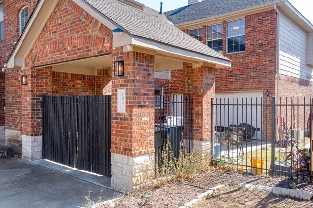 1047 Giberson WAY, Buda, TX 78610