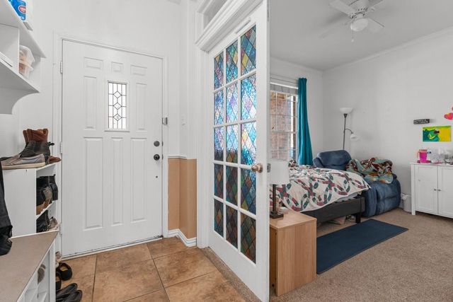 1047 Giberson WAY, Buda, TX 78610