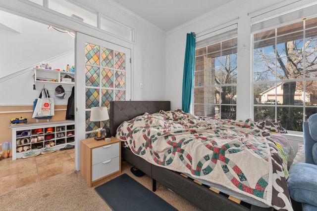 1047 Giberson WAY, Buda, TX 78610