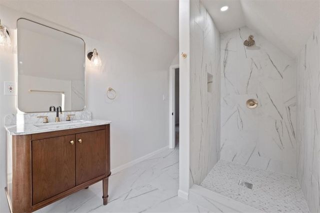 3680 W 194th Street, Stilwell, KS 66085