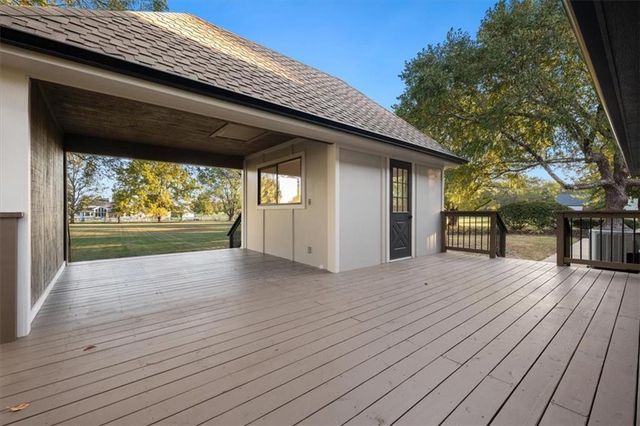 3680 W 194th Street, Stilwell, KS 66085