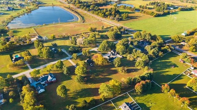 3680 W 194th Street, Stilwell, KS 66085