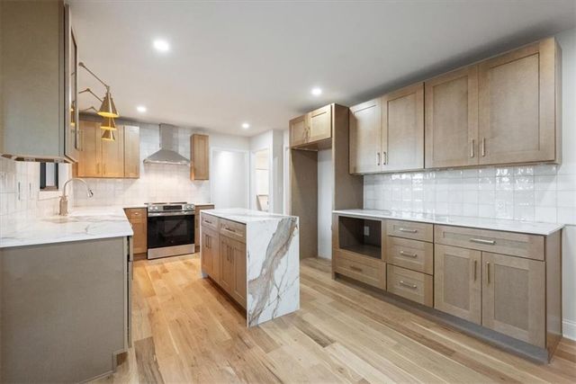 3680 W 194th Street, Stilwell, KS 66085