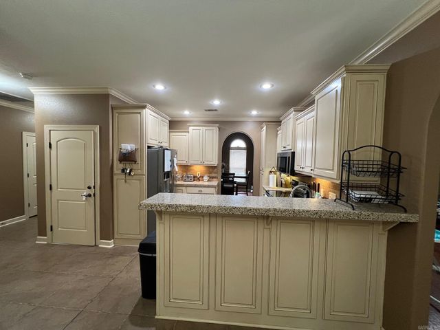 8 Lael Cove, Greenbrier, AR 72058