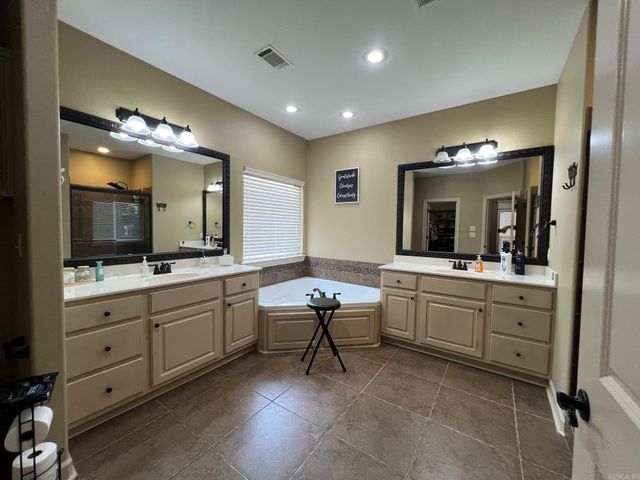 8 Lael Cove, Greenbrier, AR 72058