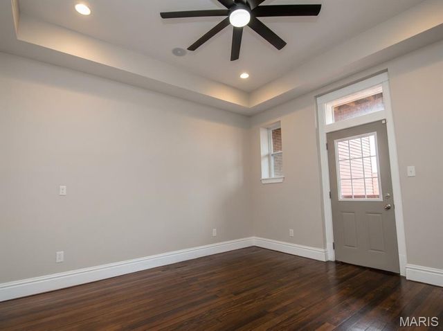 2827 Oregon Avenue, St Louis, MO 63118