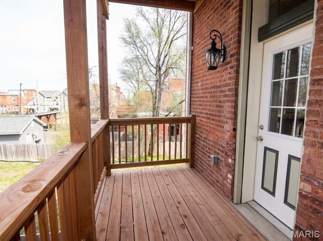 2827 Oregon Avenue, St Louis, MO 63118