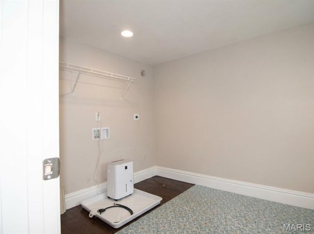 2827 Oregon Avenue, St Louis, MO 63118