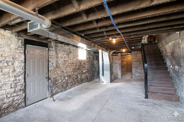 2827 Oregon Avenue, St Louis, MO 63118