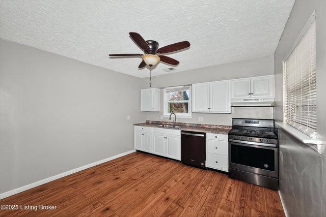 1605 Lou Gene Ave, Louisville, KY 40216