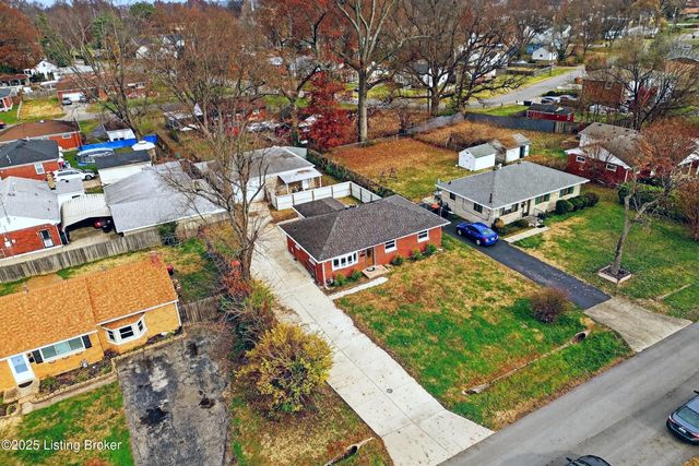 1605 Lou Gene Ave, Louisville, KY 40216