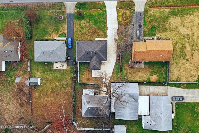 1605 Lou Gene Ave, Louisville, KY 40216