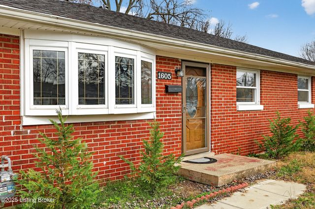 1605 Lou Gene Ave, Louisville, KY 40216