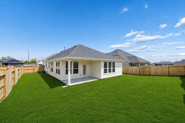 318 Ruby Ford Drive, Cove, TX 77523