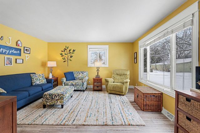 1313 S Barclay Street, Bay City, MI 48706