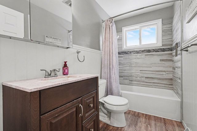 1313 S Barclay Street, Bay City, MI 48706