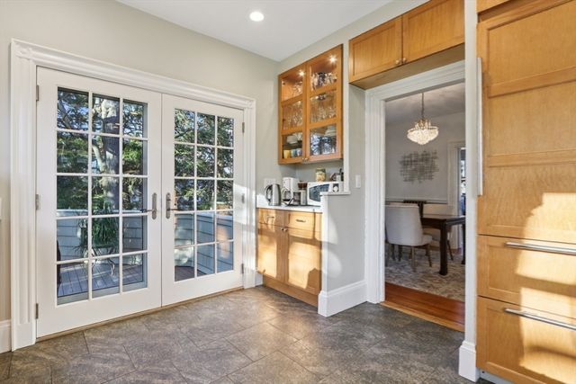 35 Frances St, Melrose, MA 02176