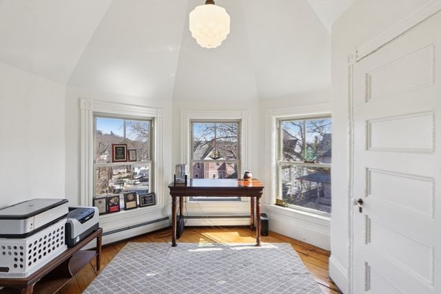 35 Frances St, Melrose, MA 02176