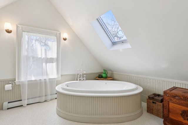 35 Frances St, Melrose, MA 02176