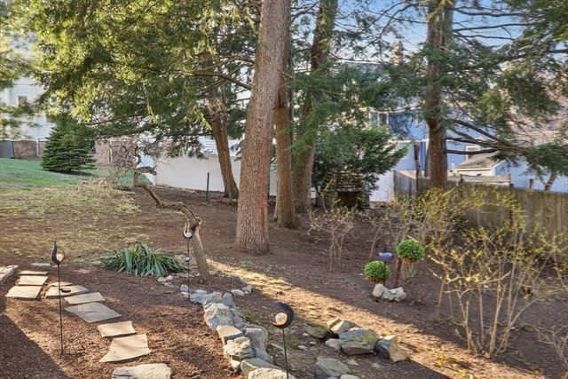 35 Frances St, Melrose, MA 02176