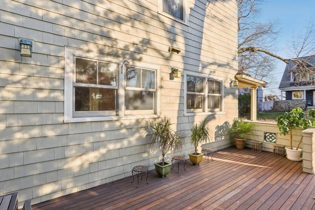 35 Frances St, Melrose, MA 02176