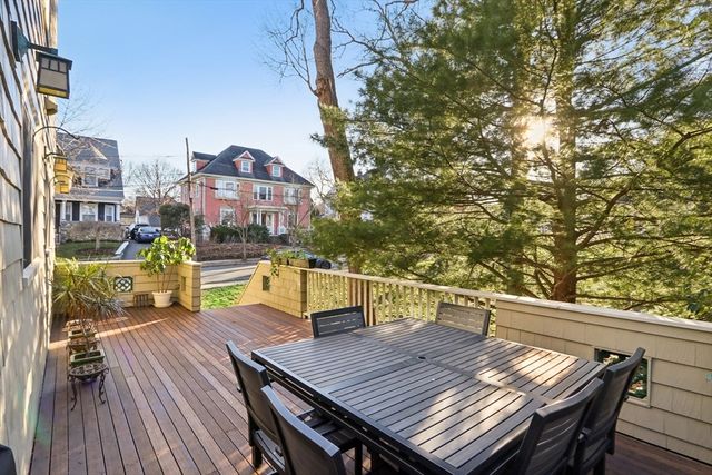 35 Frances St, Melrose, MA 02176