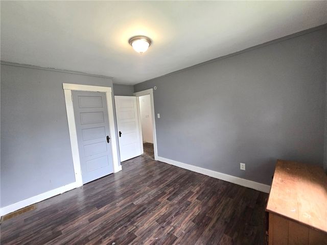 231 Connecticut Ave, Clairton, PA 15025