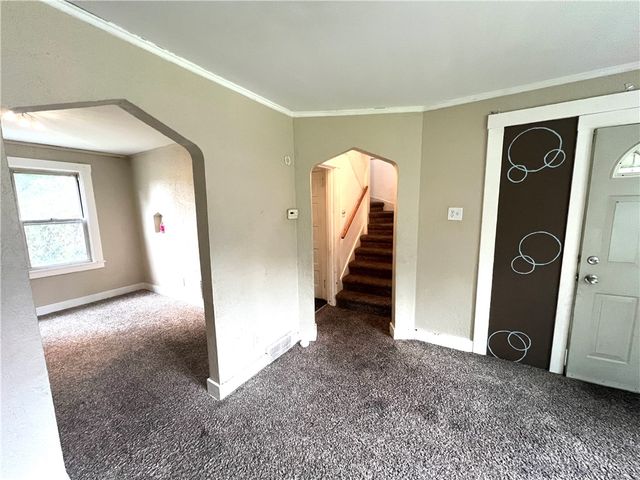 231 Connecticut Ave, Clairton, PA 15025