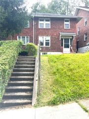 231 Connecticut Ave, Clairton, PA 15025