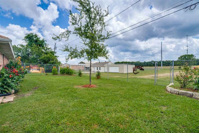809 Brookhaven Drive, Royse City, TX 75189