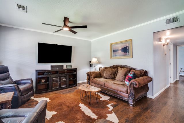 809 Brookhaven Drive, Royse City, TX 75189