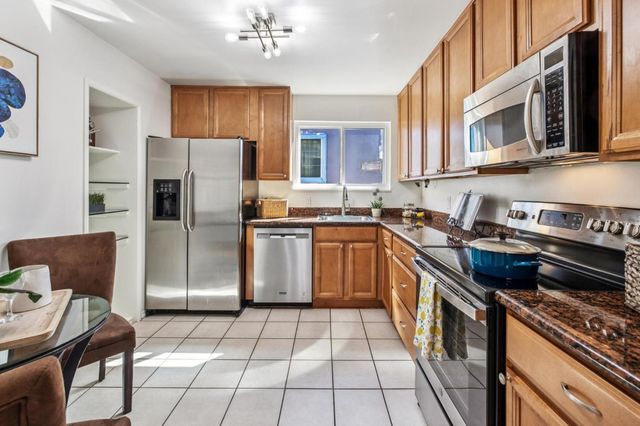 553 Skyline Drive, Daly City, CA 94015