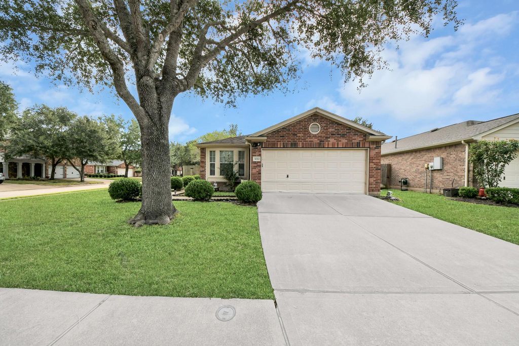 3030 Red Stag Pass, Missouri City, TX 77459