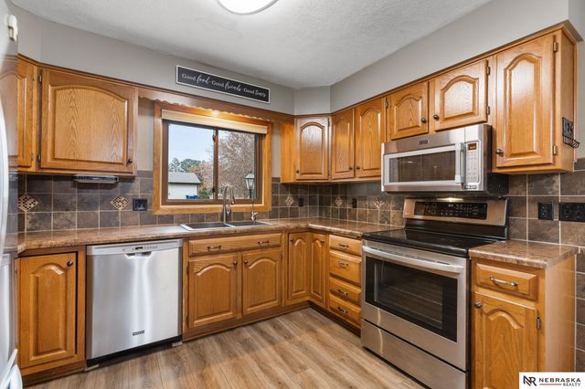 1960 Fairchild Drive, Crete, NE 68333