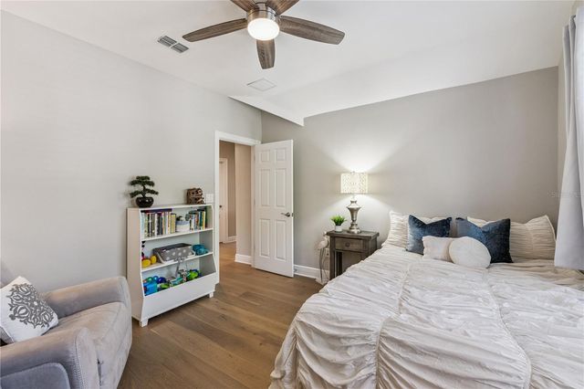 210 HIBISCUS COURT, Orlando, FL 32801