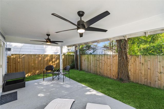 210 HIBISCUS COURT, Orlando, FL 32801