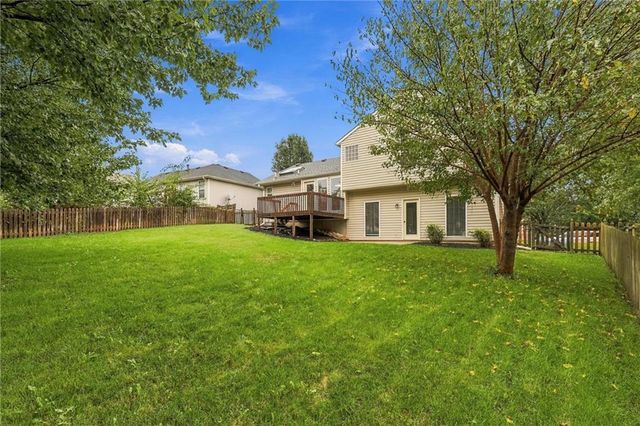 10416 NW 87th Street, Kansas City, MO 64153