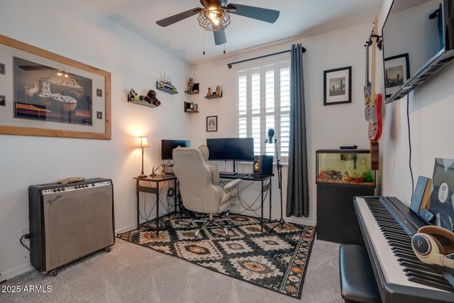 40520 W HALEY Drive, Maricopa, AZ 85138