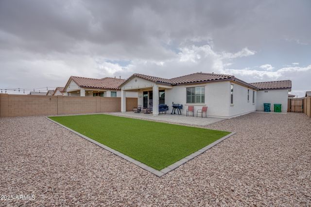 40520 W HALEY Drive, Maricopa, AZ 85138