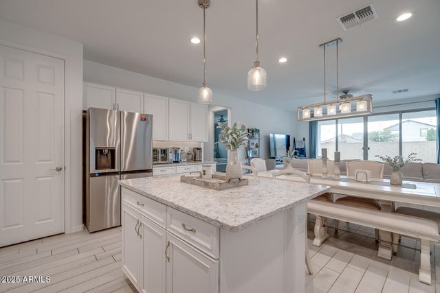 40520 W HALEY Drive, Maricopa, AZ 85138