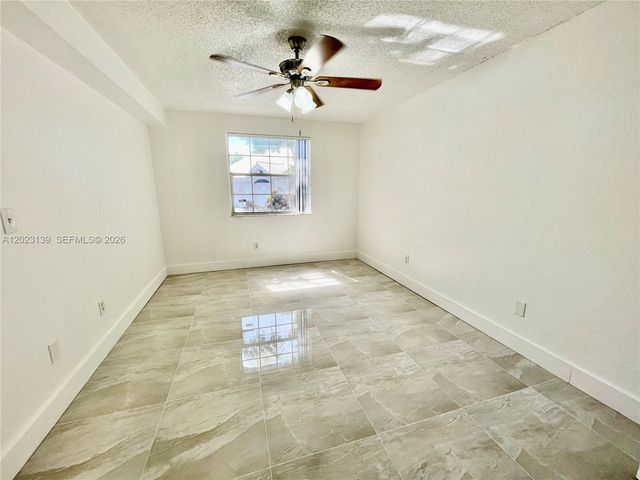2880 N Oakland Forest Dr 103, Oakland Park, FL 33309